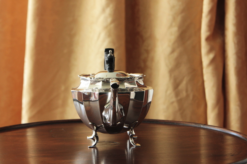 アンティークシルバーティーセット ティーポット バチュラータイプ