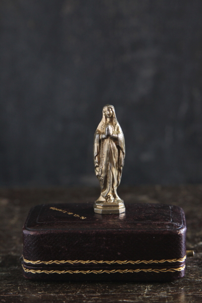 アンティーク聖母像　ルルドの聖母　フランス　レザーケース