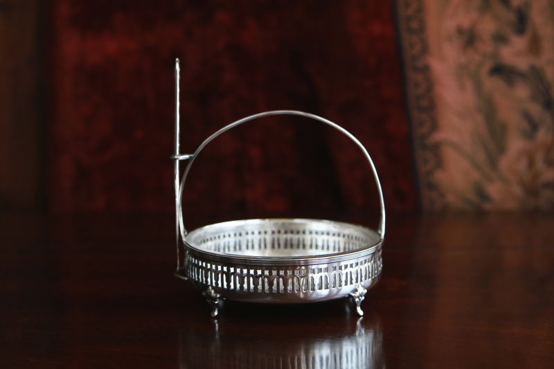 Mappin and Webb バターティッシュ&ナイフ　イギリス　アンティークストリュフ