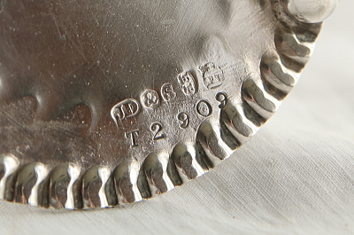 クランベリーガラスのソルトディッシュ　james deakin and sons マーブルパターン　イギリス アンティークストリュフ