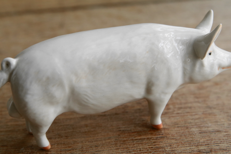 Beswick Pottery　べズウィック　ブタのフィギュリン　アンティークストリュフ