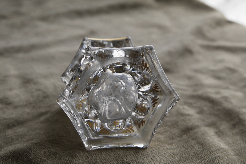 ヴィクトリアン　花のパフュームボトル　イギリス アンティークストリュフ