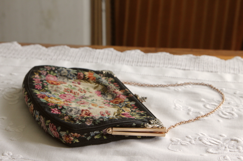 アンティークプチポワンバッグ 刺繍 薔薇 ヨーロッパ
