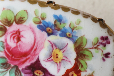 アンティーク陶板ブローチ　ハンドペイント　花　バラ　イギリス