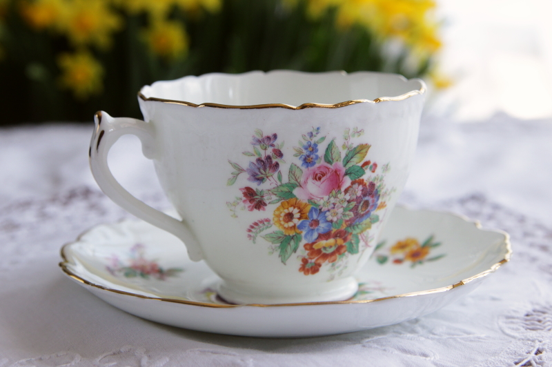 アンティークコールポート　coalport fragrance 薔薇　花模様　コーヒーカップ　ティーカップ　イギリス