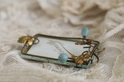 小さなスーベニールフォトスタンド　フランス アンティークストリュフ