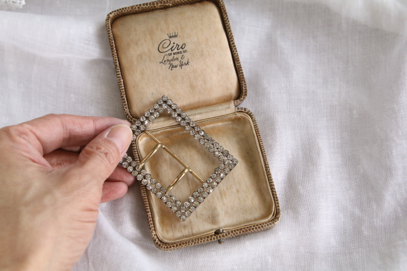 オールドペーストバックル　ヨーロッパ アンティークストリュフ