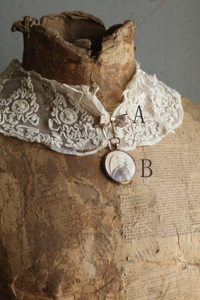 ウォッチリボンブローチ　フォトフレームチャーム イギリス　アンティークストリュフ