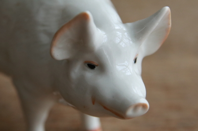 Beswick Pottery　べズウィック　ブタのフィギュリン　アンティークストリュフ
