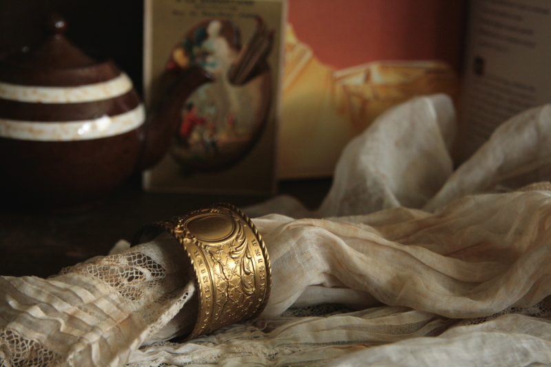 フランスアンティーク ○CHOCOLAT MENIER○ ナプキンリング