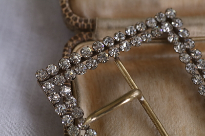 オールドペーストバックル　ヨーロッパ アンティークストリュフ