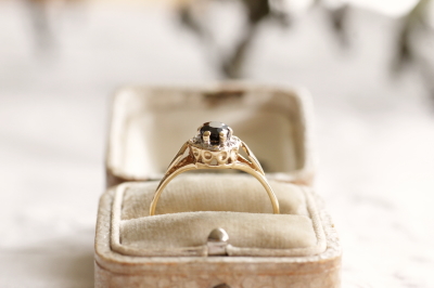 アンティークサファイアリング　ダイヤモンド　イギリス　指輪　ヴィンテージジュエリー