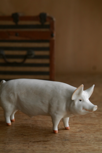 Beswick Pottery　べズウィック　ブタのフィギュリン　アンティークストリュフ 20250305