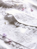 アンティークナイトドレスケース　マウントメリック刺繍　mountmellick embroidery　薔薇 アイルランド　イギリス