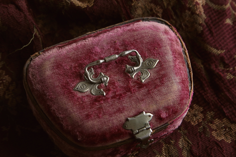 ベロアのソーイングボックス フランス アンティークストリュフ