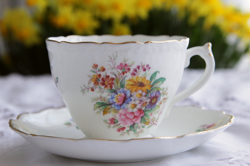 アンティークコールポート　coalport fragrance 薔薇　花模様　コーヒーカップ　ティーカップ　イギリス