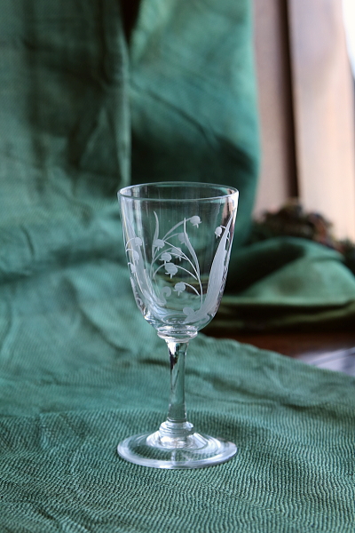 スズランのクリスタルシェリーグラス　イギリス　ヴィクトリアン アンティークストリュフ