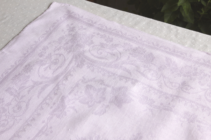 アンティークダマスクリネンセルヴィエット　薔薇　手染め　花文字イニシャル刺繍　フランス　アンティークストリュフ