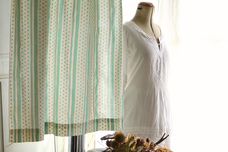 グリーンドット&ストライプカーテン　フランス アンティークストリュフ