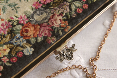 アンティークプチポワンバッグ 刺繍 薔薇 ヨーロッパ