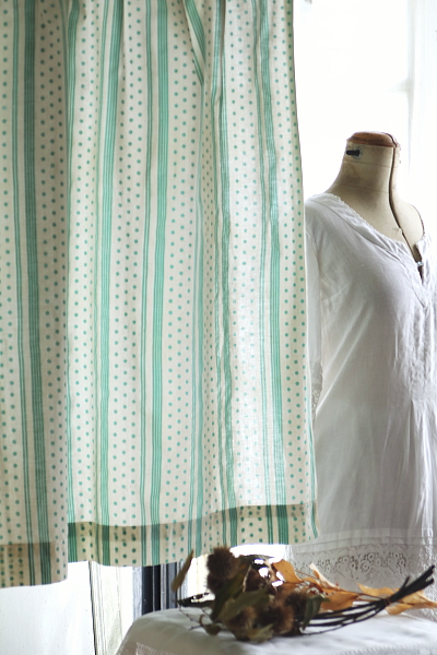 グリーンドット&ストライプカーテン　フランス アンティークストリュフ 20251104