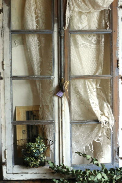 アンティーク フレンチウィンドウ アパルトマンの窓 フランス