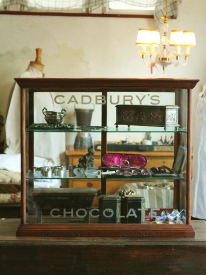 アンティークガラスディスプレイケース　cadbury's Chocolate キャドバリー　イギリス