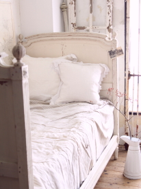 アンティークベッド　フランス　ルイ16世様式　シングルベッド　ホワイトペイント