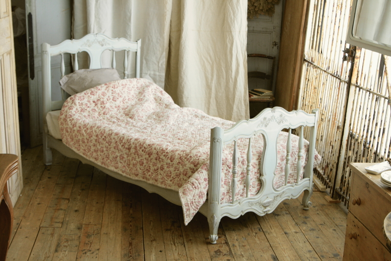 アンティークベッド フランス ルイ15世様式ロココ シングルベッド
