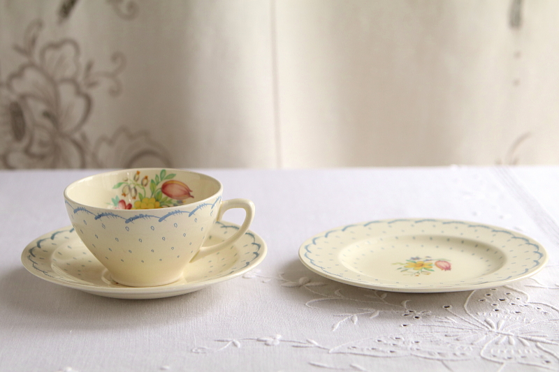 susie cooper スージークーパー プランタン ティーカップ ティートリオ イギリス アンティークストリュフ